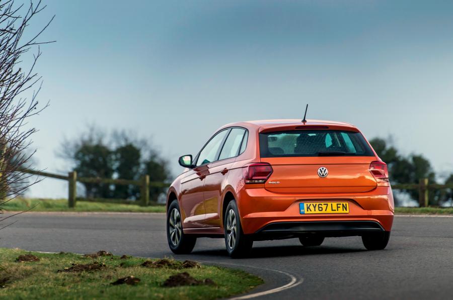  Volkswagen Polo 2017 года  (UK) (фото 10 из 40)